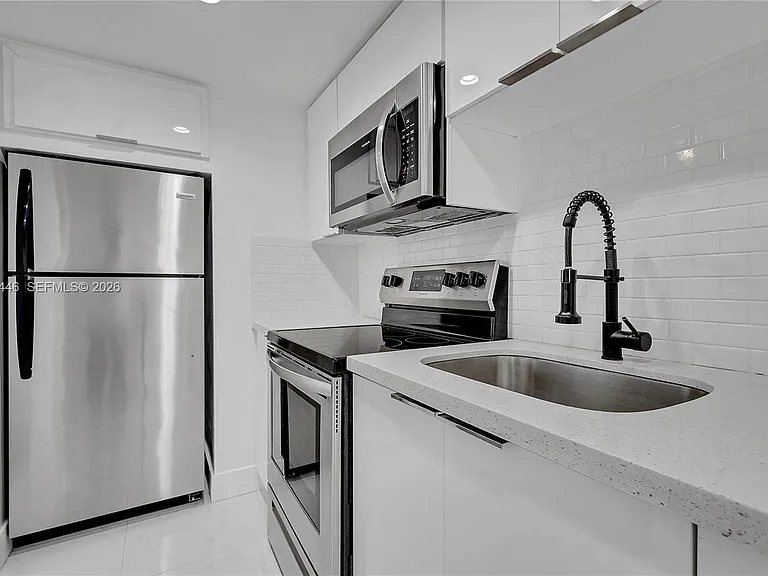 1114 S Douglas Rd #4 — Photo 1