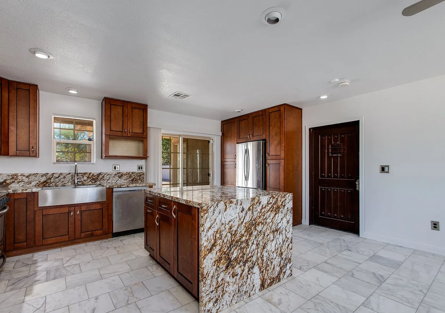 3423 N. 14th St, Phoenix, AZ 85014 — Photo 1