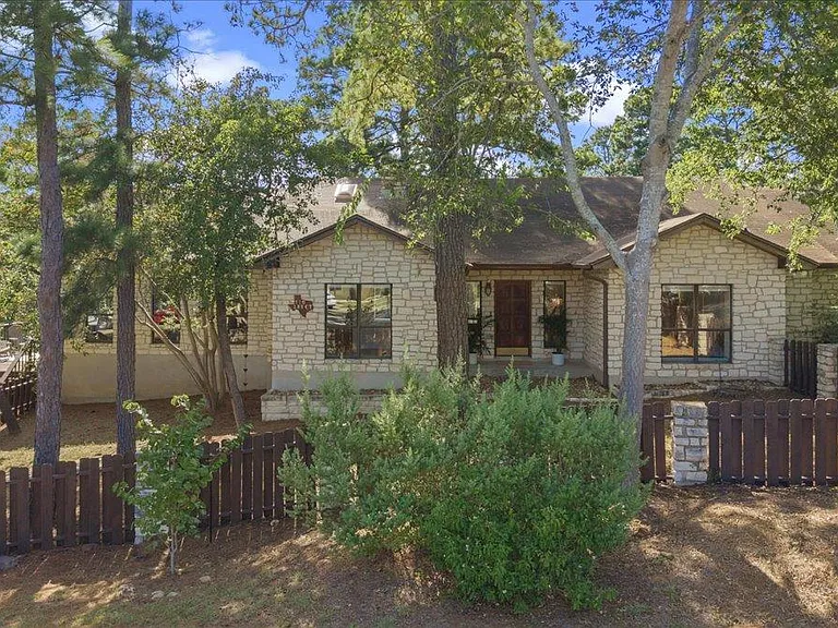 116 Lei Ct — Photo 1