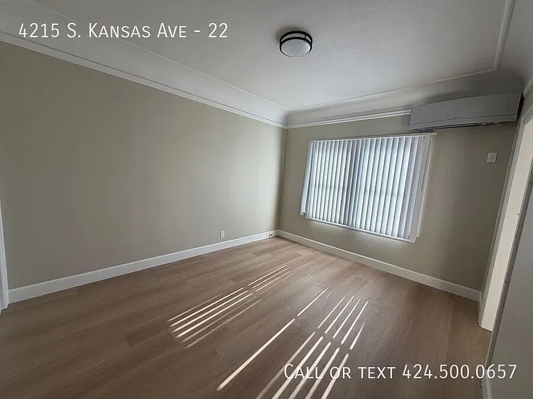 4215 S Kansas Ave #22 — Photo 3