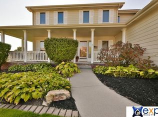 17335 Sharp St, Omaha, NE 68135