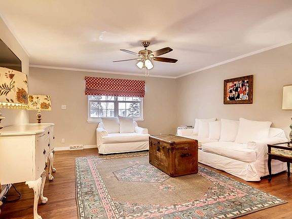 4th image of 1061 Krameria St
