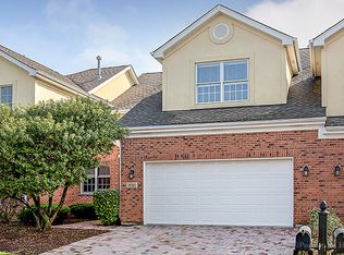 876 Chancel Cir, Glen Ellyn, IL 60137