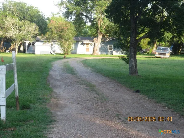 149 Bambi Dr, Victoria, TX 77904