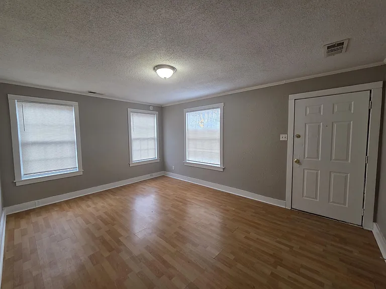 3458 Radford Rd — Photo 11