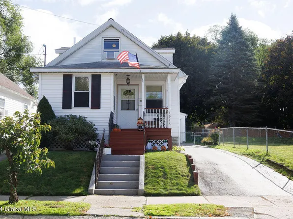 1918 Lenox Road, Schenectady, NY 12308