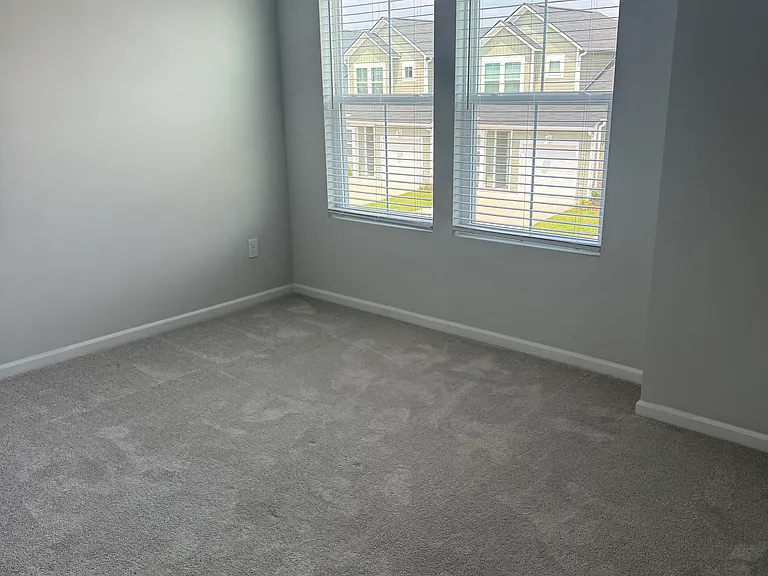 142 Talladega Dr — Photo 39