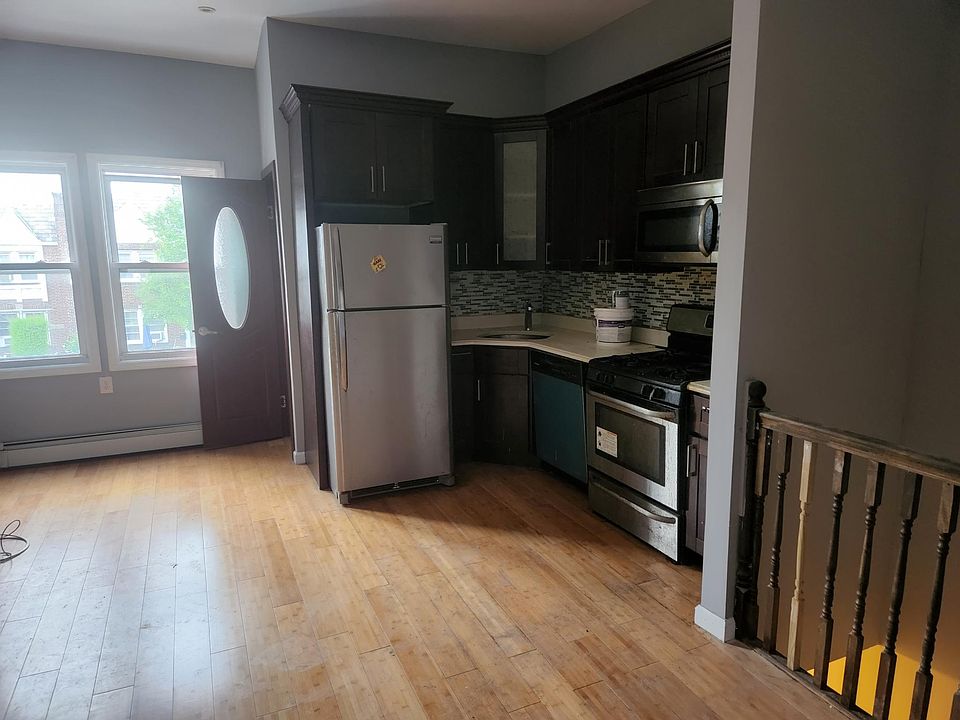 1st image of 12025 178th St