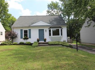 327 Stratford Ave, Wadsworth, OH 44281