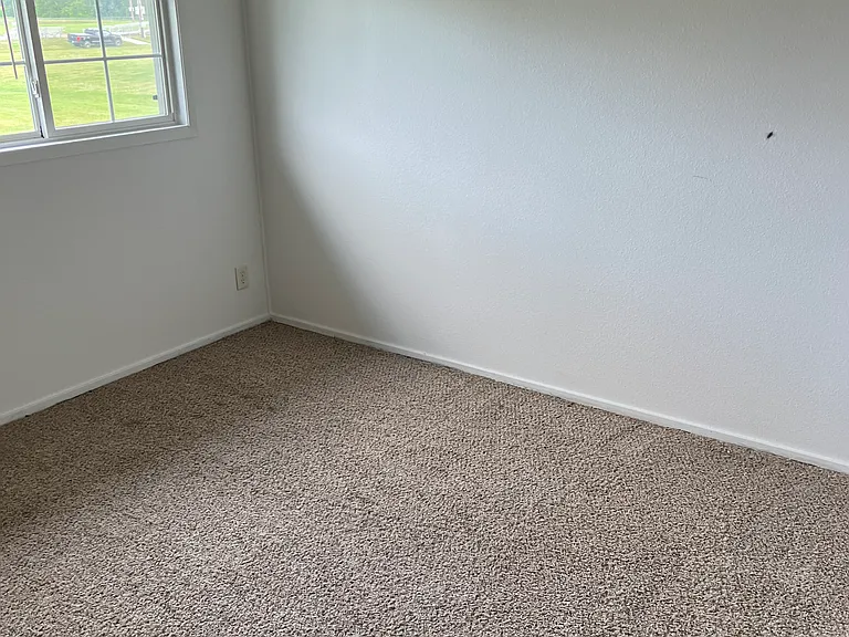 914 9th St #3 — Photo 6