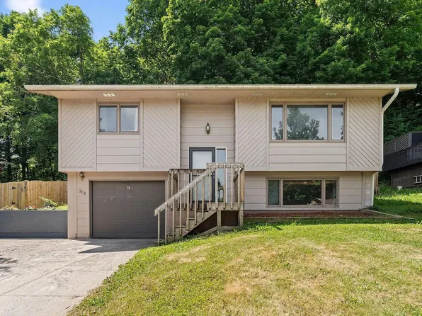 509 Mill St E, Cannon Falls, MN 55009