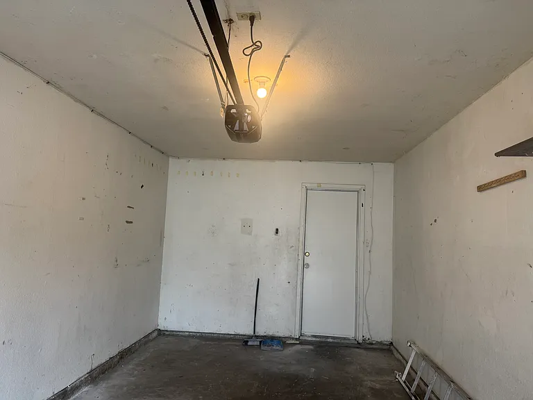 3372 W Shields Ave #101 — Photo 16