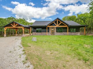 129 Sedona Creek Ct, Poolville, TX 76487