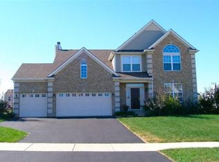 2836 Plante Rd, North Aurora, IL 60542