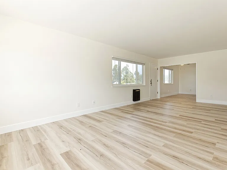 184 Callan — Photo 12