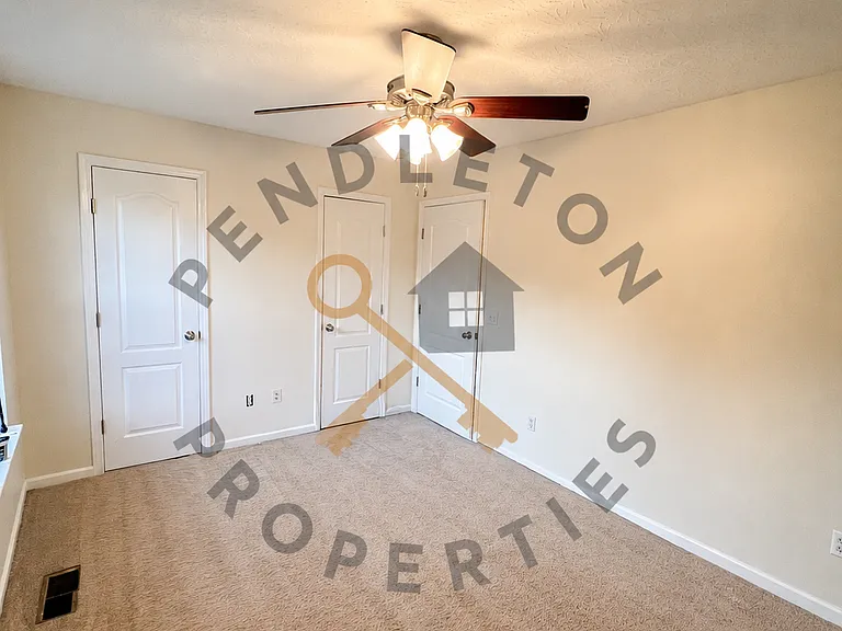 2401 Old Washington Rd — Photo 10