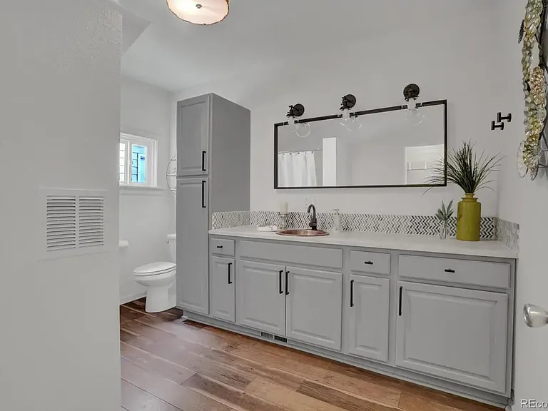 1120 W Colorado Ave — Photo 19
