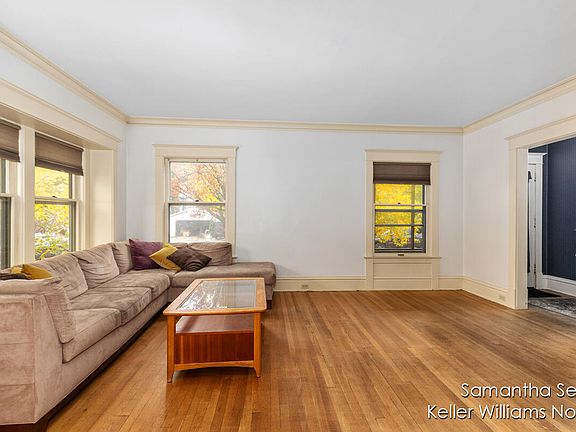 4th image of 1115 Hope St SE