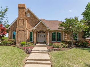 7312 Summitview Dr, Irving, TX 75063