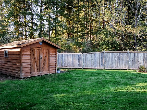 3rd image of 2614 19th Way NW