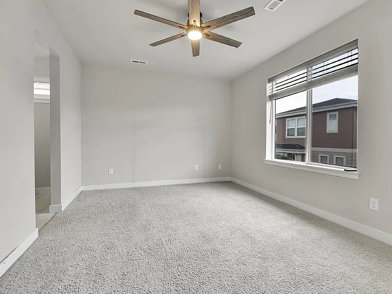 2350 S Troy Ct — Photo 18