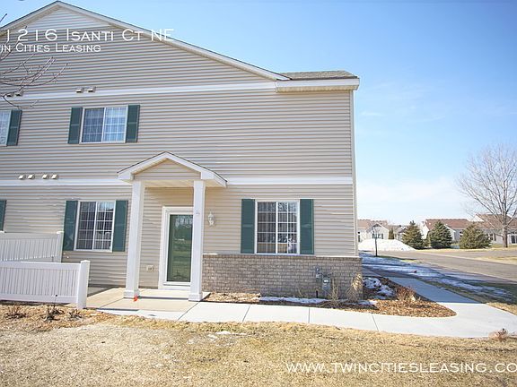 2nd image of 11216 Isanti Ct NE