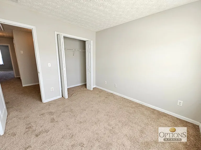 752 Georgetown Ct — Photo 21