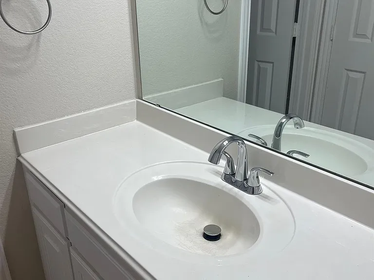 12637 Waltham Dr — Photo 9