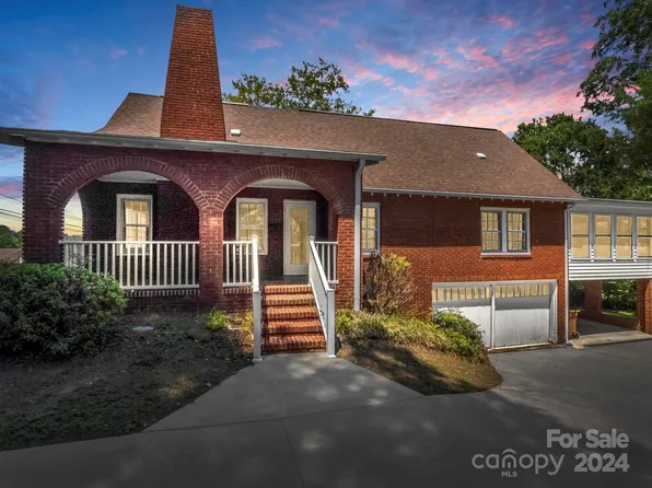 522 N Aspen St, Lincolnton, NC 28092