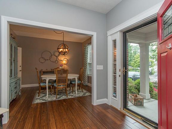 4th image of 7442 Wythe Dr