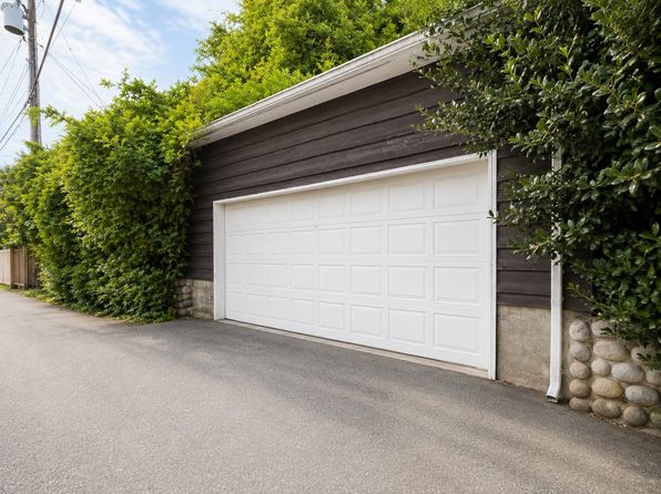 5 bedroom rental in Vancouver — photo 11
