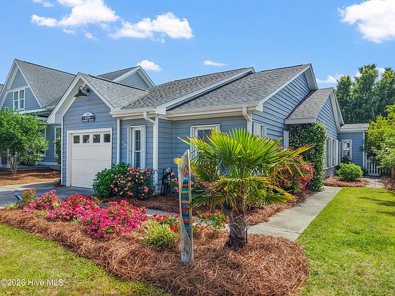 2nd image of 722 Sloop Pointe Lane