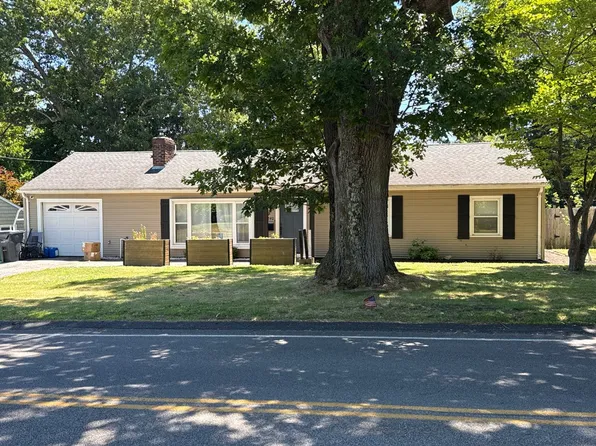 240 Diamond Hill Rd, Warwick, RI 02886