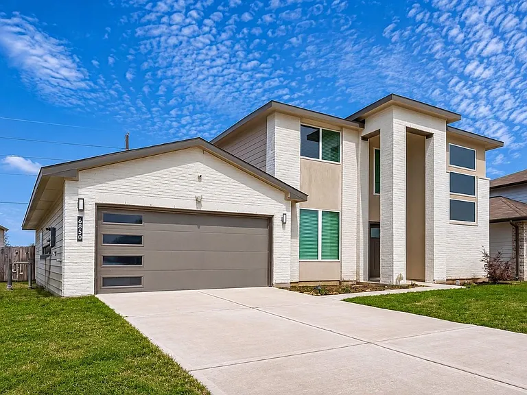 6850 Amber Cliff Ln — Photo 2