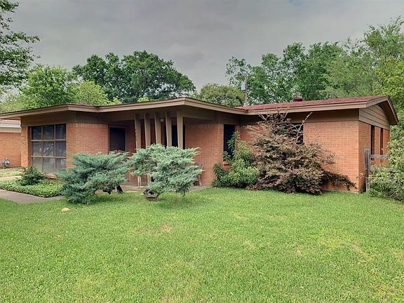 2nd image of 1703 Belmead Ln