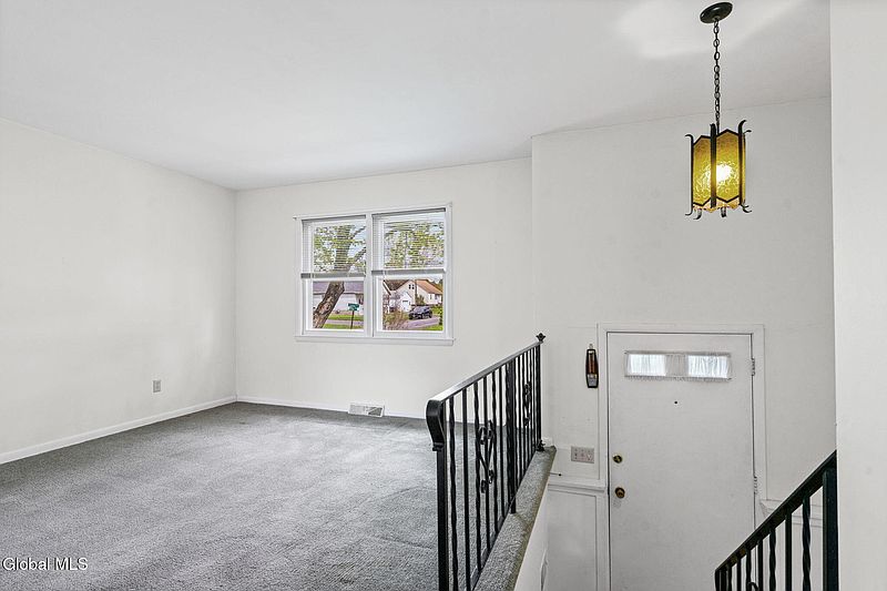 5th image of 28 Corliss Avenue