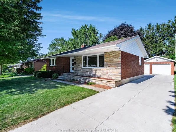 7 Jane St, Leamington, ON N8H 3L5