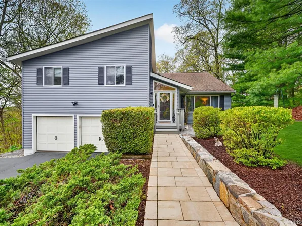 25 Di Rubbo Drive, Cortlandt Manor, NY 10567