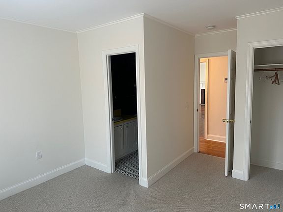 5th image of 25 Sheldon Ln