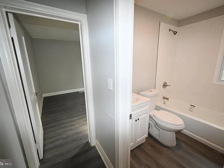 2952 Sollers Point Rd #B — Photo 16