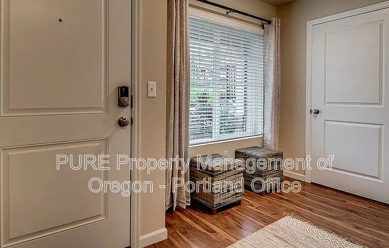 6714 NW 158th Ave — Photo 16