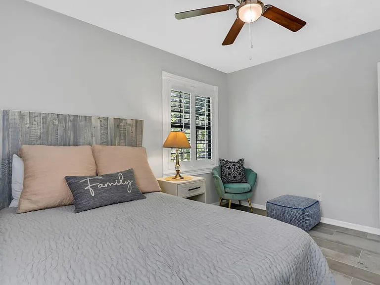 4636 Whimbrel Ln — Photo 20