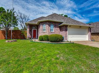 8201 Newport Dr, Rowlett, TX 75089