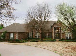 5821 W Woodlake Dr, Stillwater, OK 74074