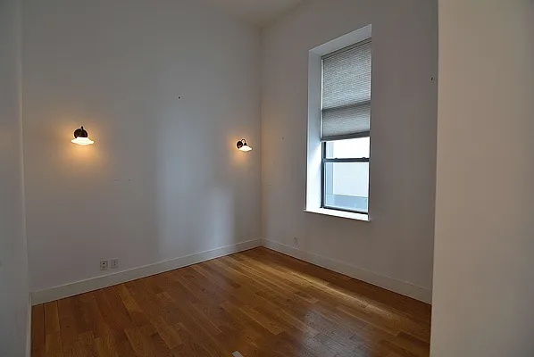 Rented by Hagstrom Management Inc | media 28