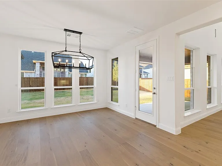 2380 Rainforest Dr — Photo 21