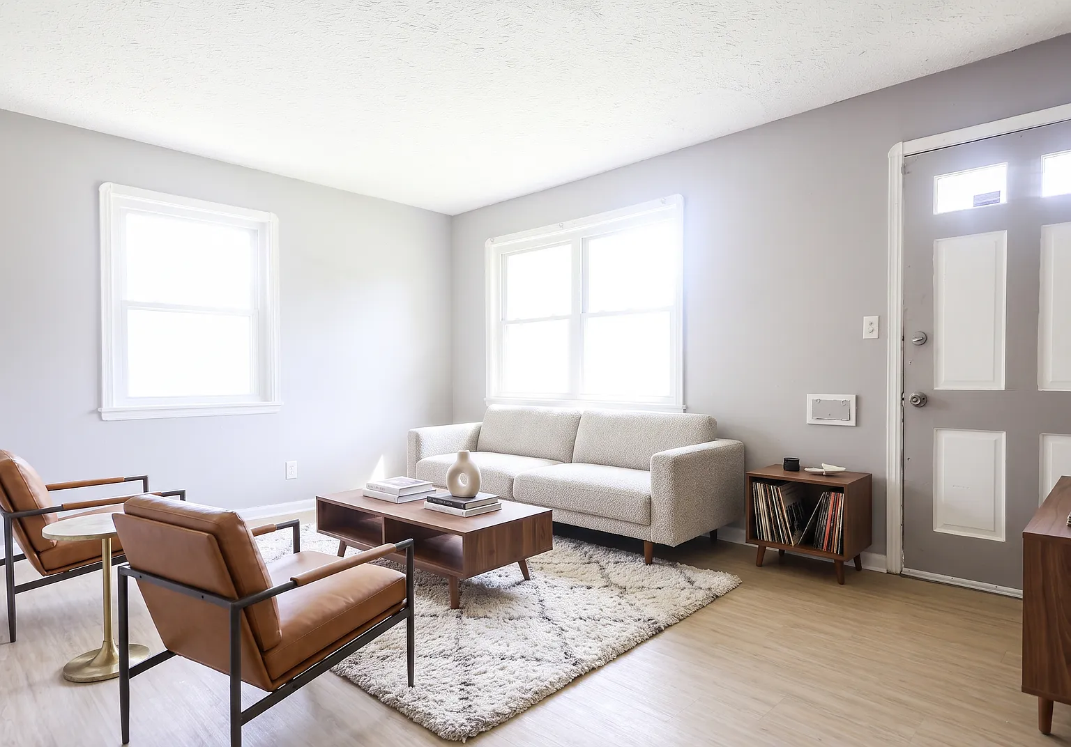3 bedroom SINGLE family home | EDEN and Section 8 welcomed — Photo 1