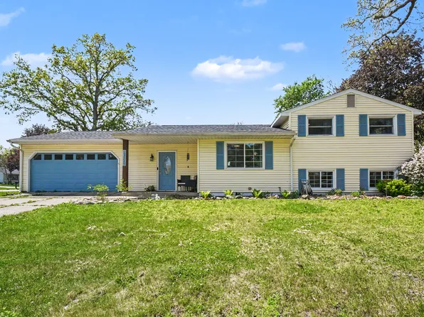 1533 Medford Ln, Mishawaka, IN 46544