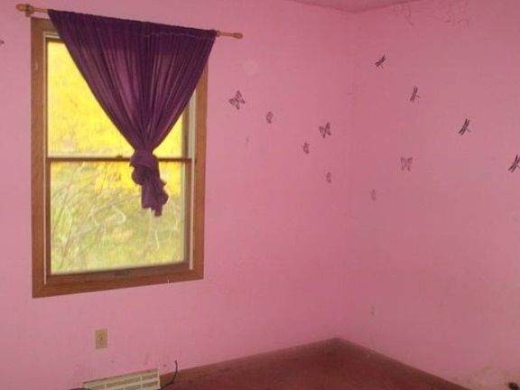 2nd image of 215 12th St