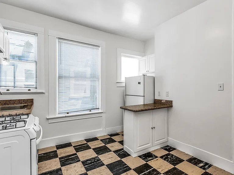 1060 Pine — Photo 9